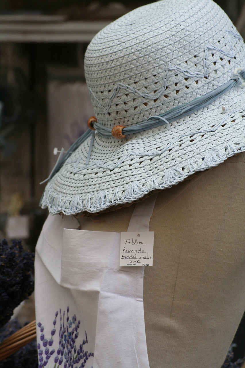 hat shop provence free photo