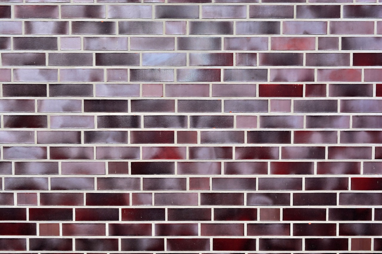 hauswand bricks stone wall free photo