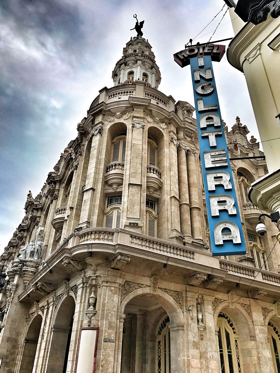 havana sky architecture free photo