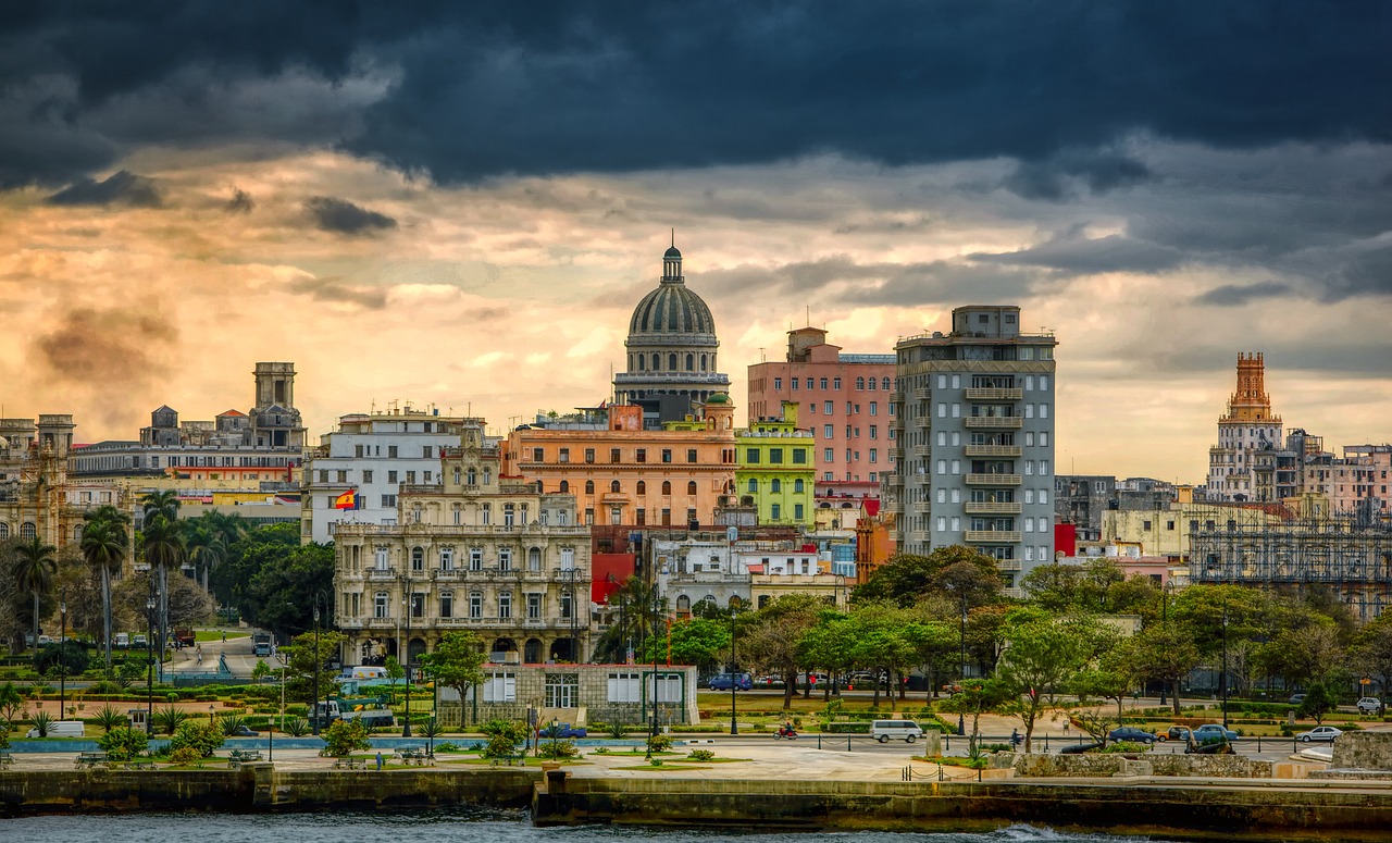 havana  cuba  city free photo