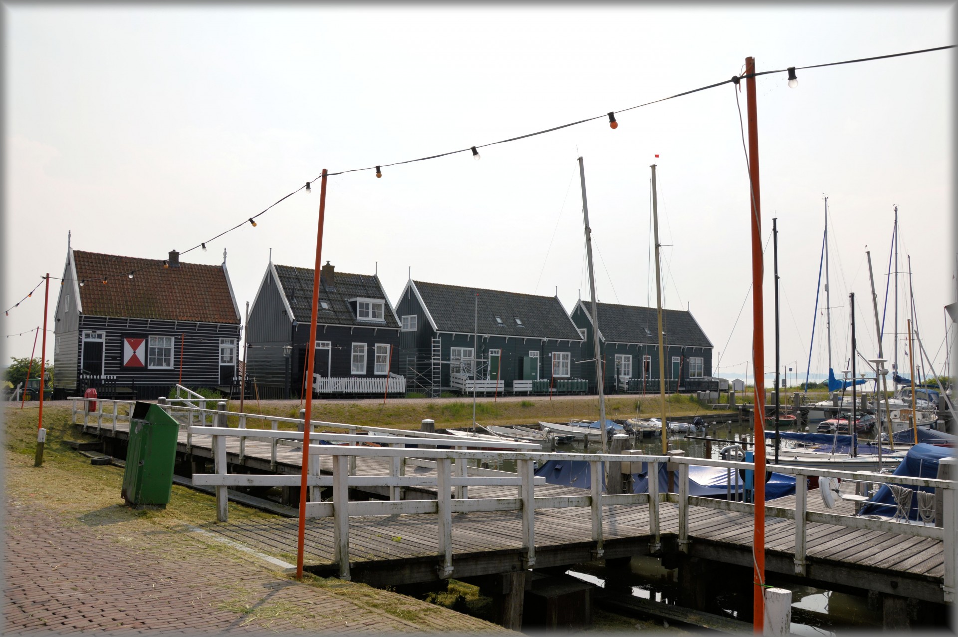 marken village state free photo