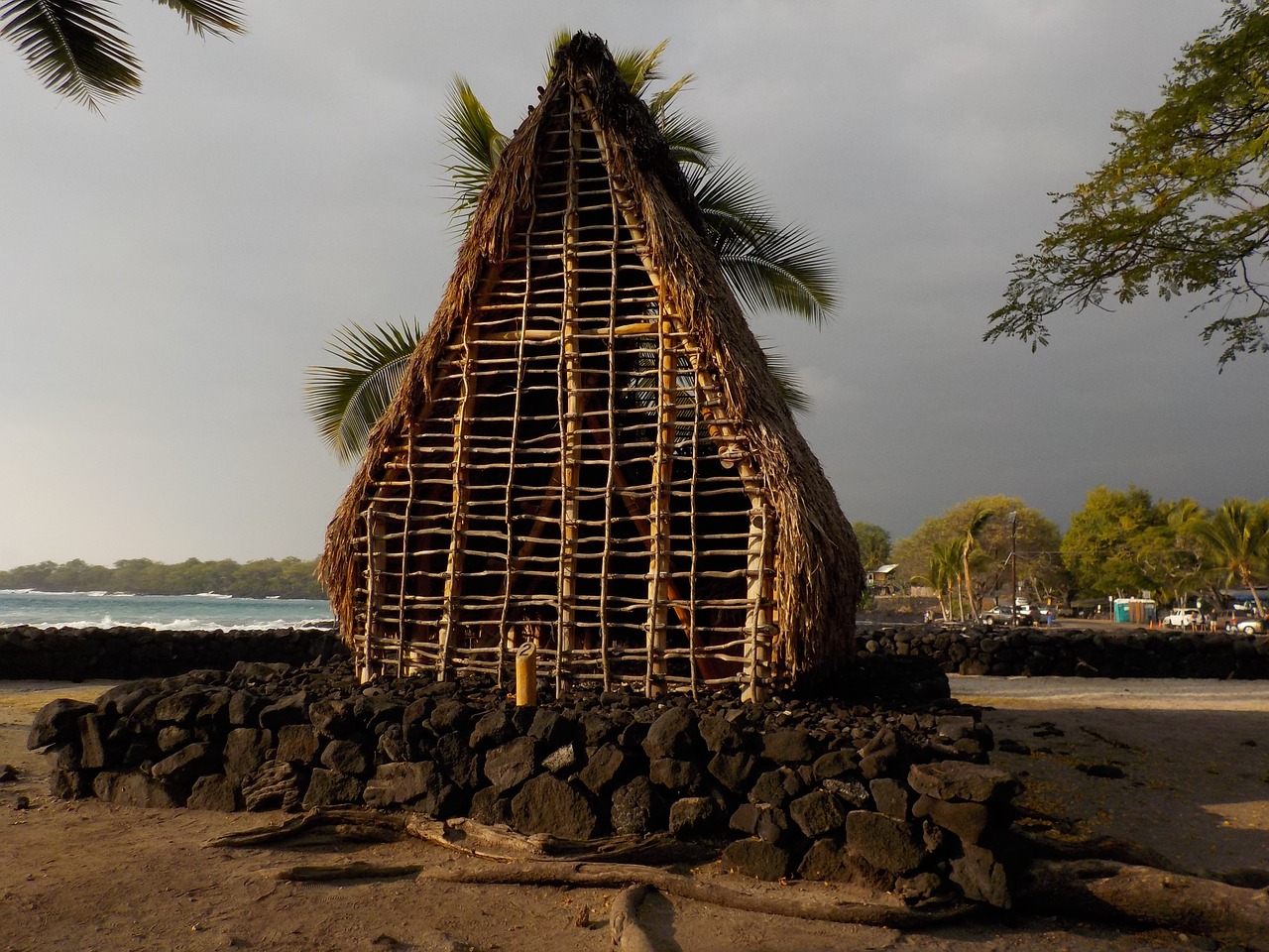 hawaii hut dwelling free photo