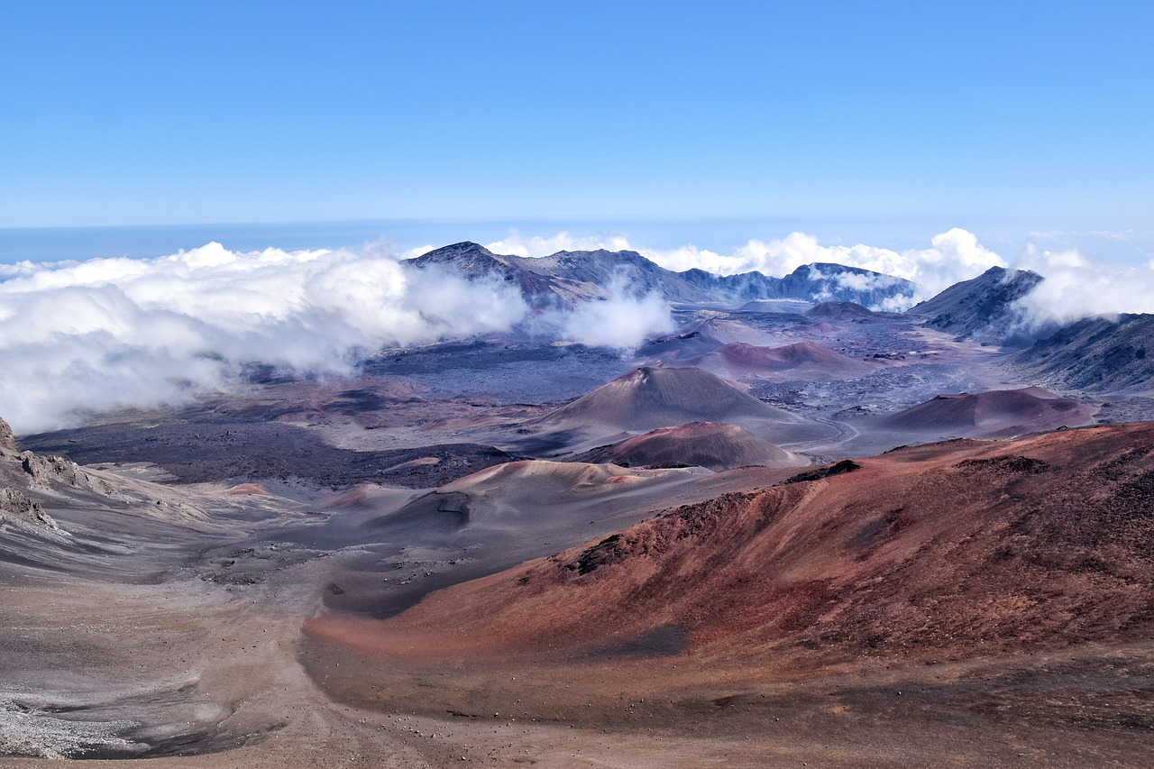 hawaii  crater  maui free photo