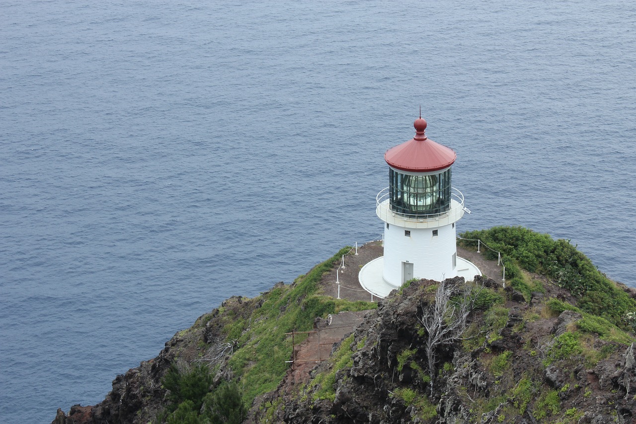 hawaii  makapuu  lighthouse free photo