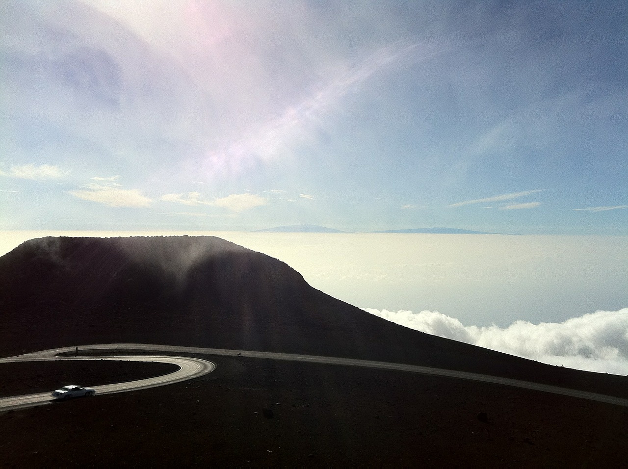 hawaii mountain road free photo