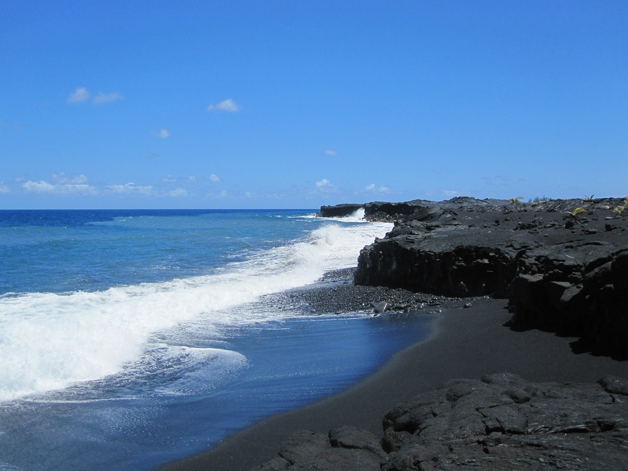 hawaii lava volcano free photo