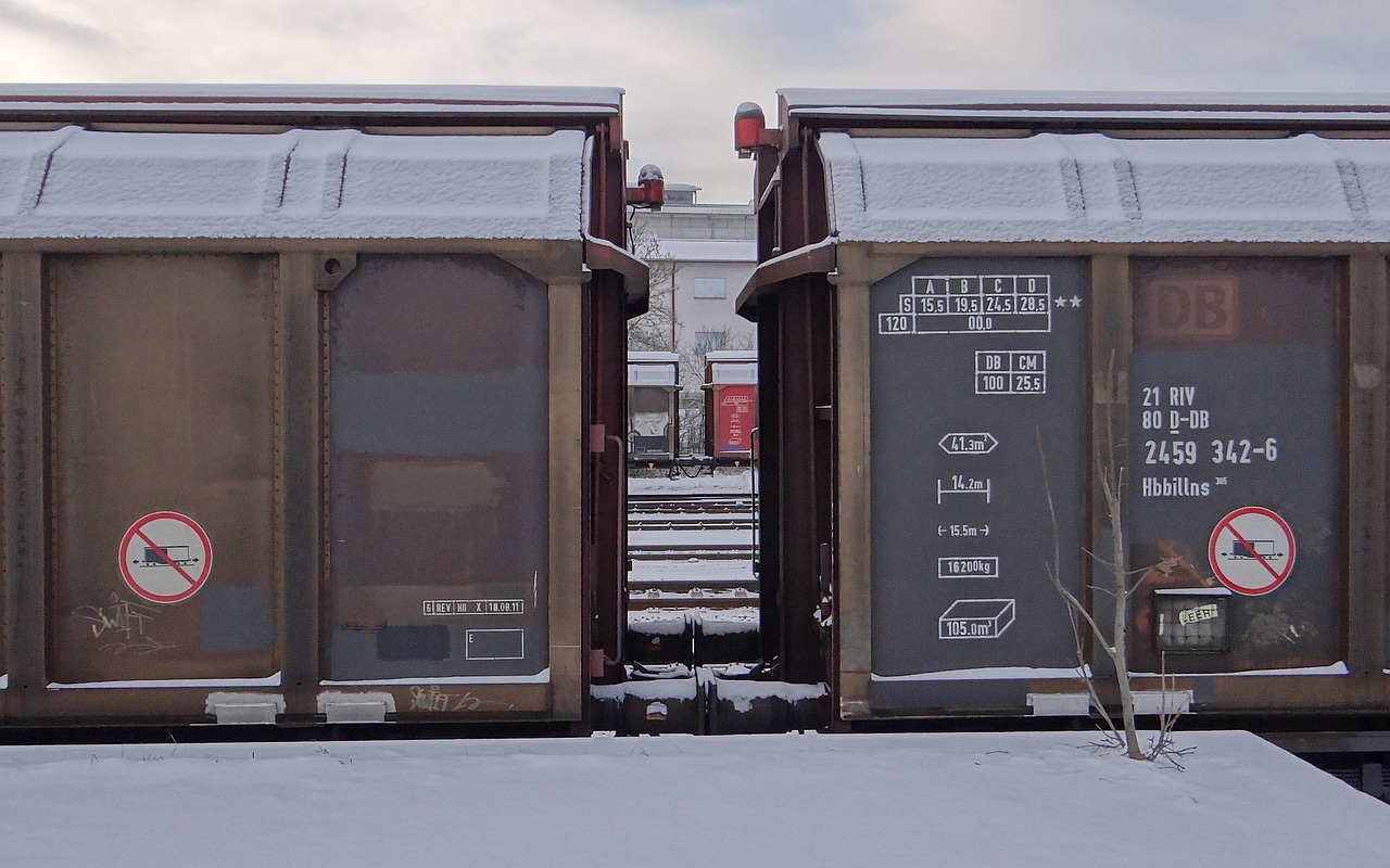 hbbillns goods wagons boxcar free photo