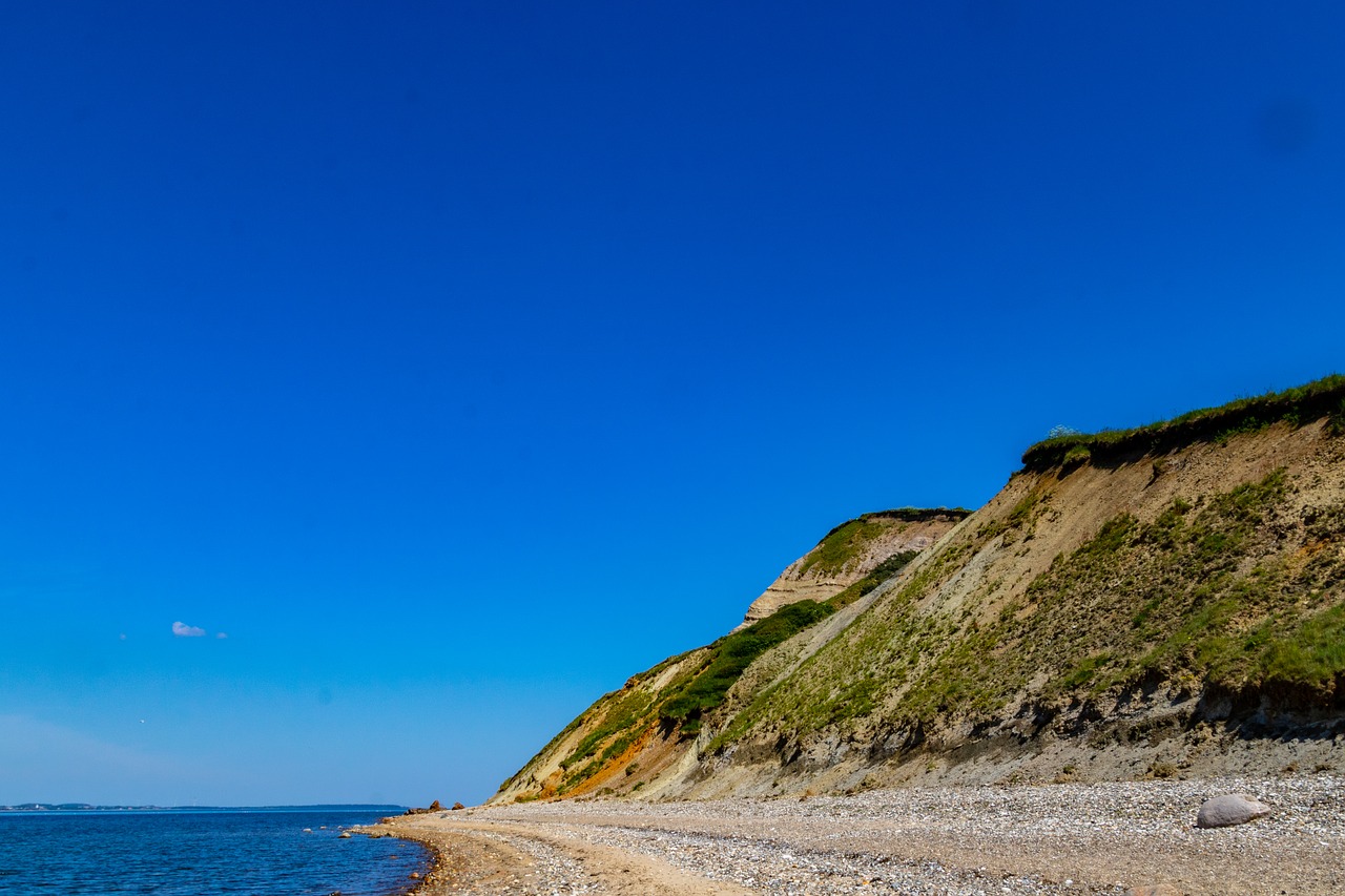 he dune  cliff  beach free photo