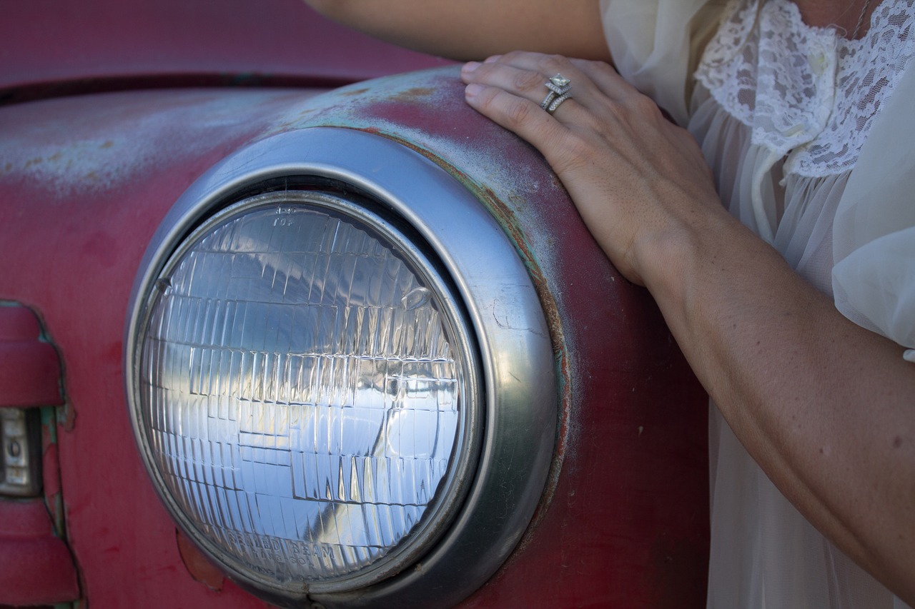 headlight vintage red free photo