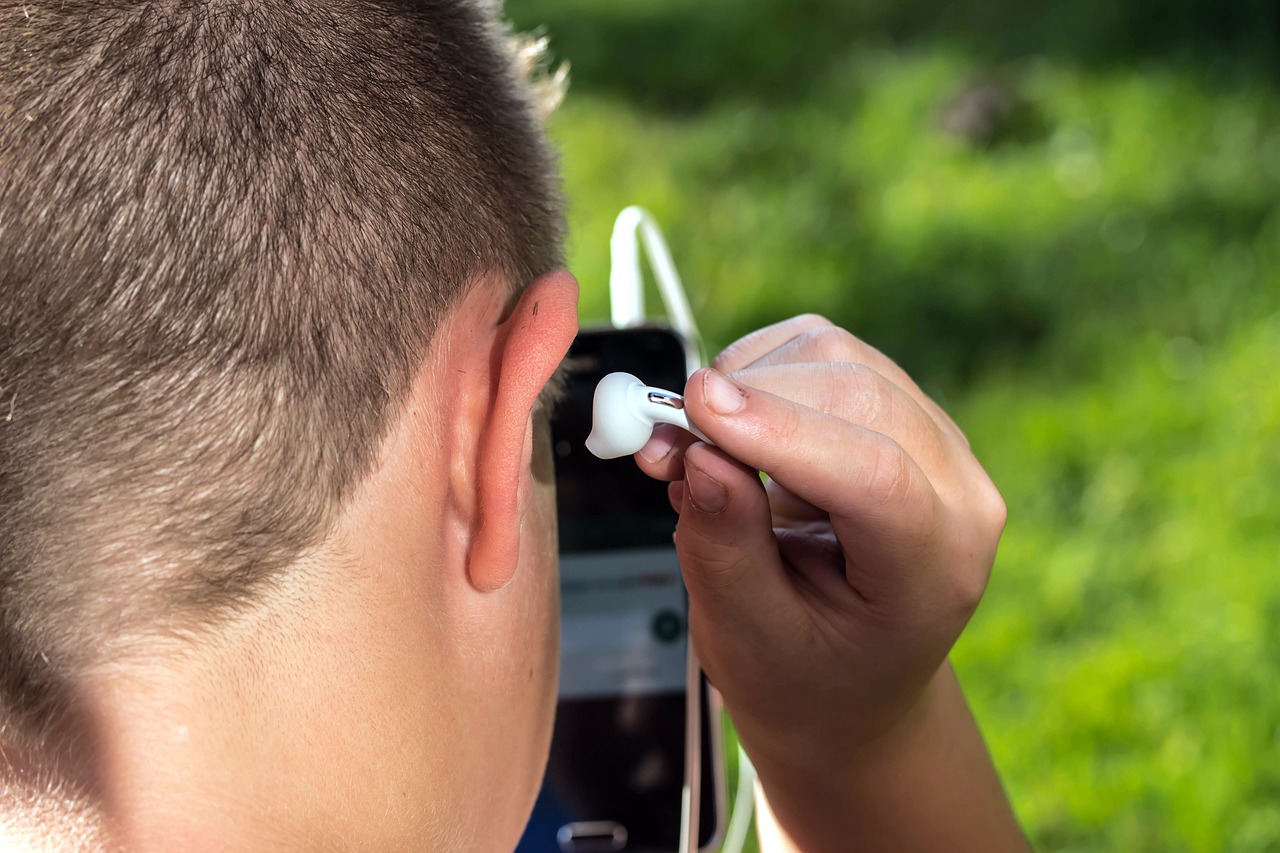 headphones ear plug head free photo