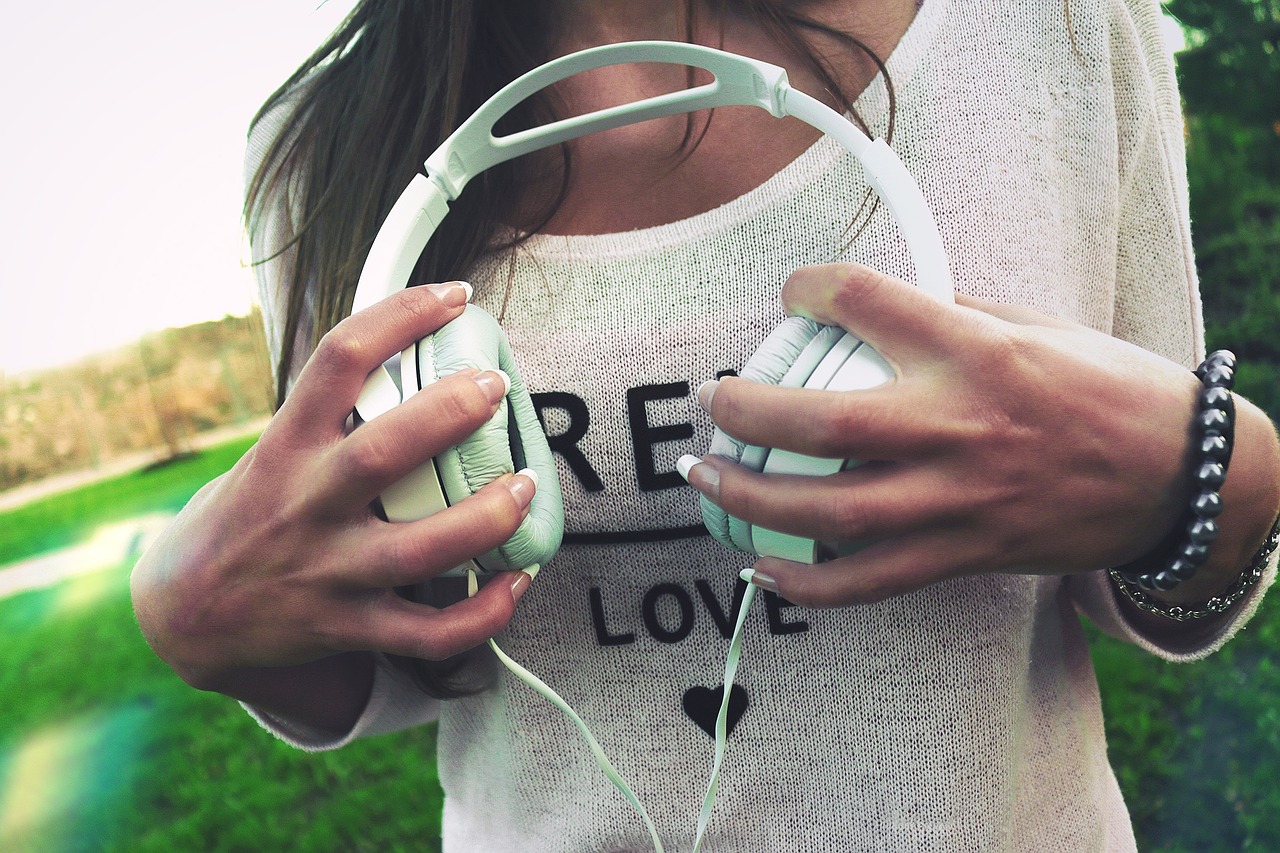 headphones music hands free photo