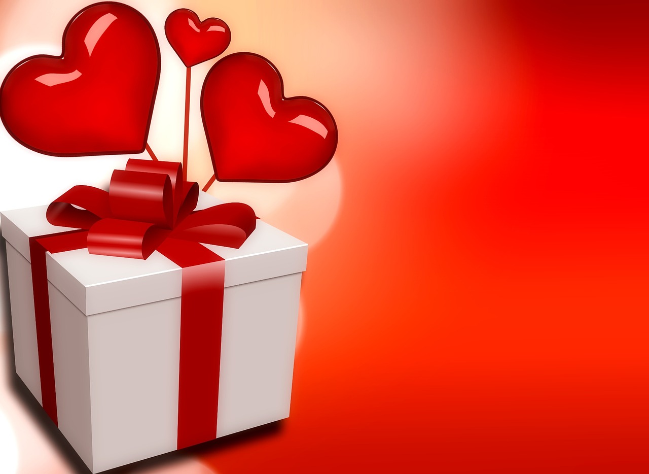 heart love gift free photo