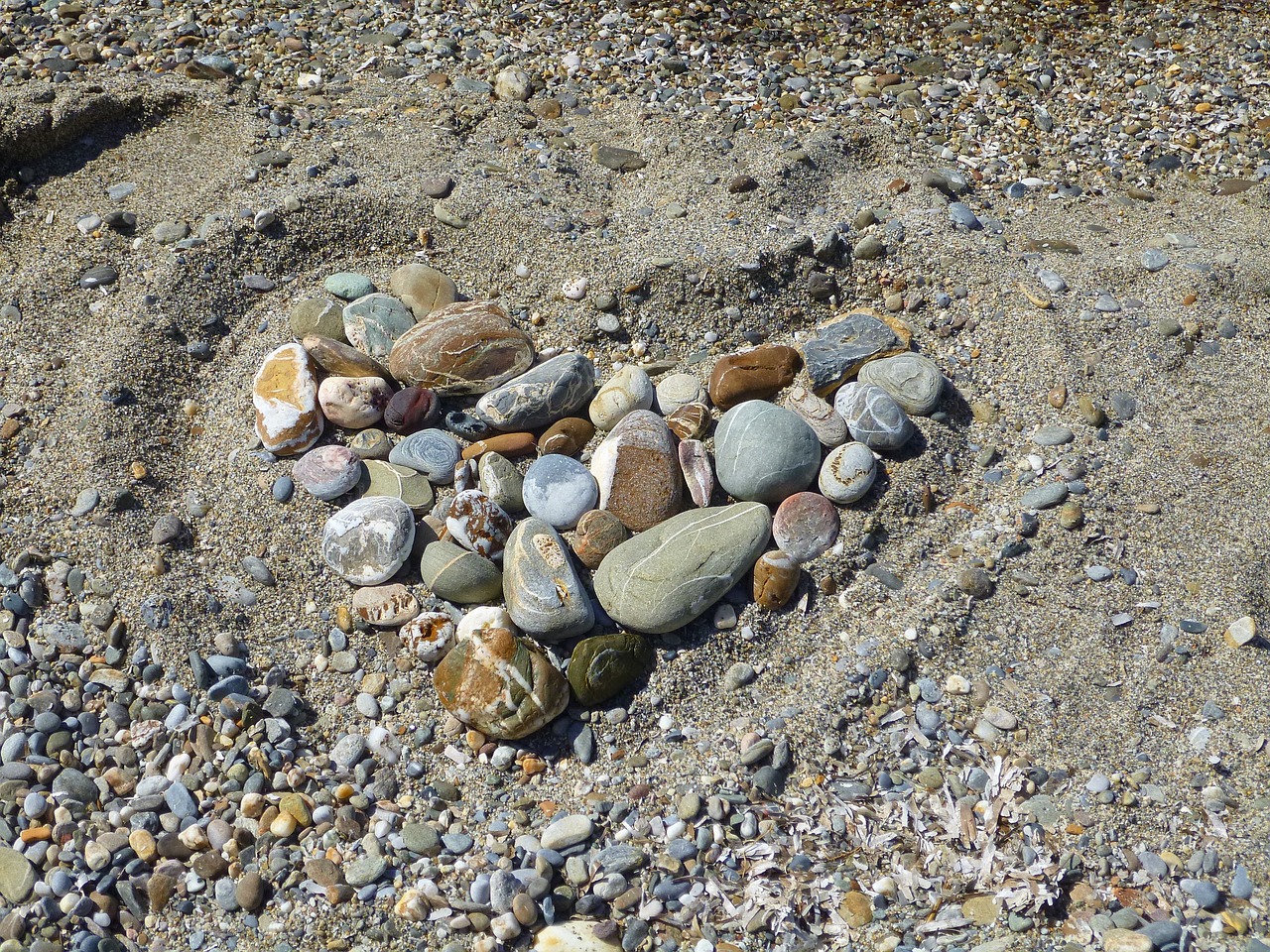 heart stones sand free photo