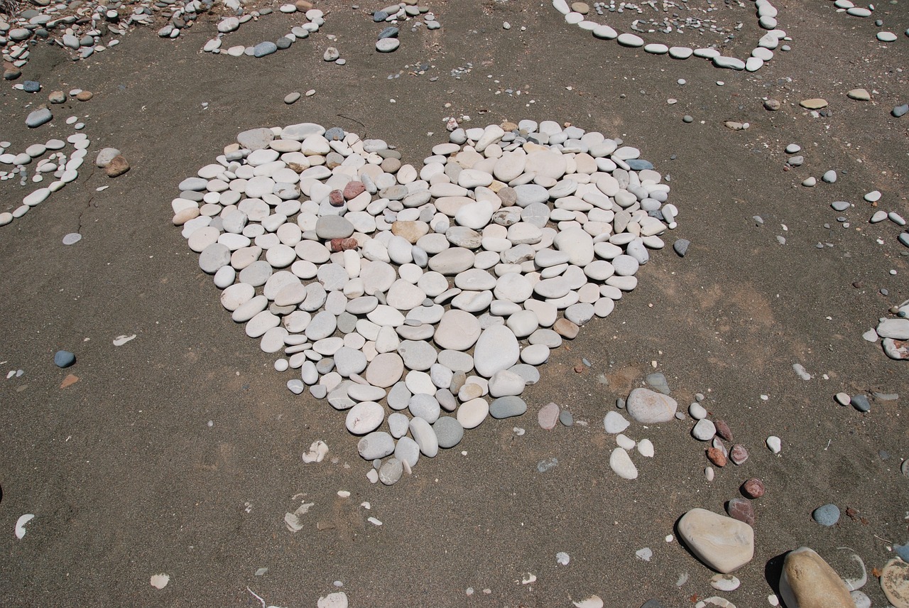 heart beach love free photo