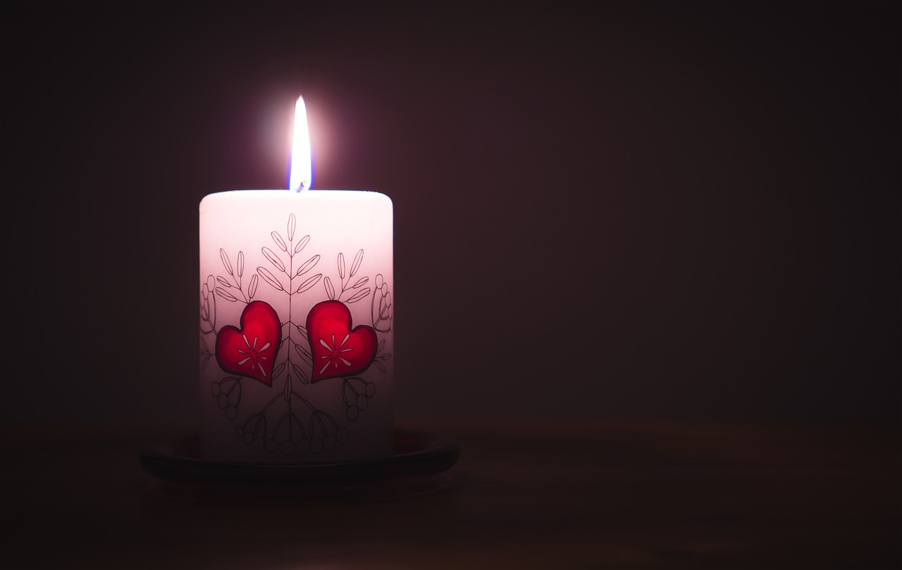 heart candle flame free photo
