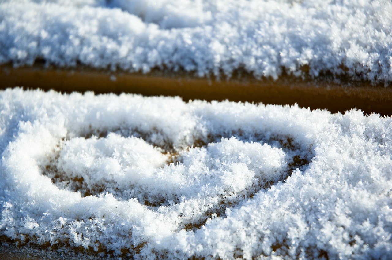 heart snow valentine day free photo