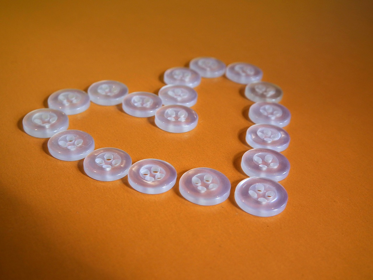 heart buttons love free photo