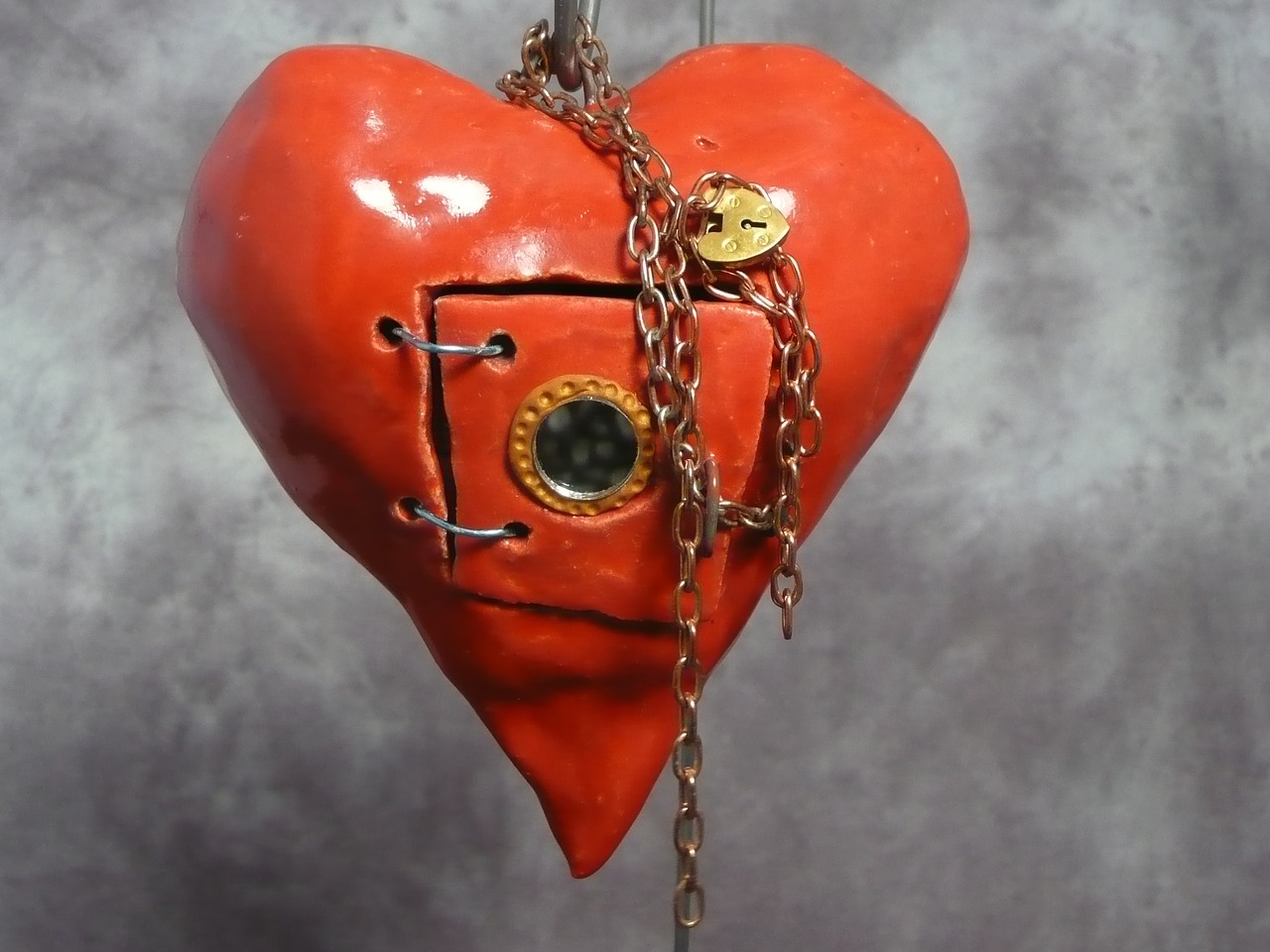 heart ceramic love free photo