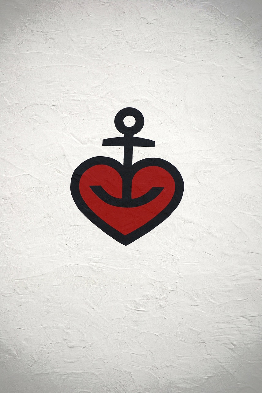 heart anchor design free photo