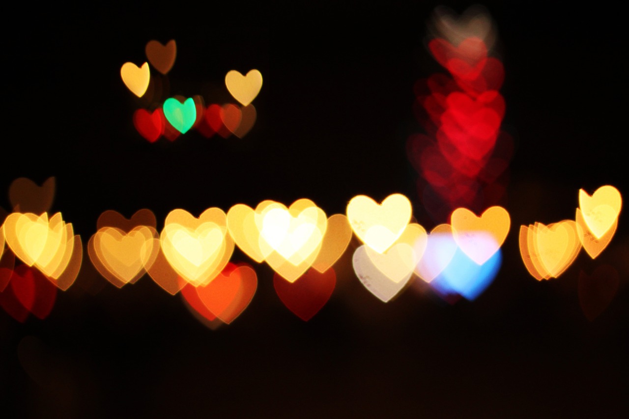 heart bokeh lights free photo