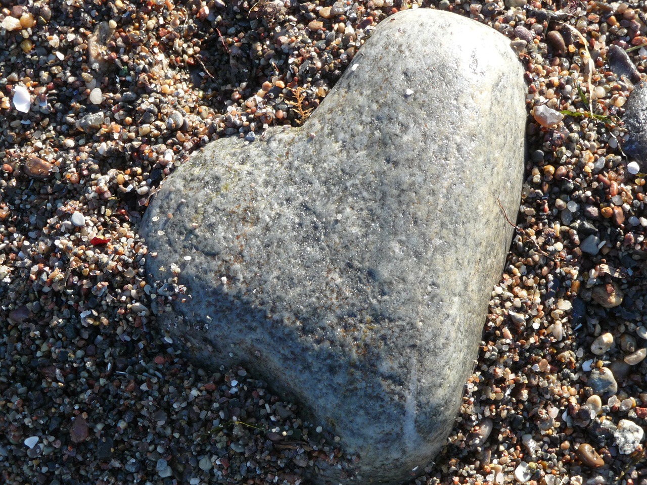heart stone sand free photo