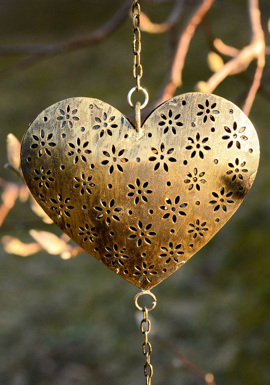 heart  decor  chain free photo