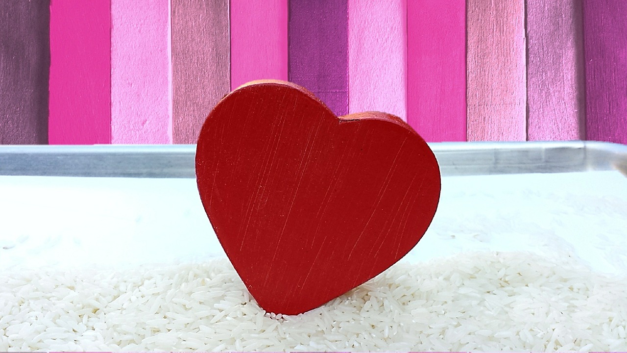 heart love valentine free photo