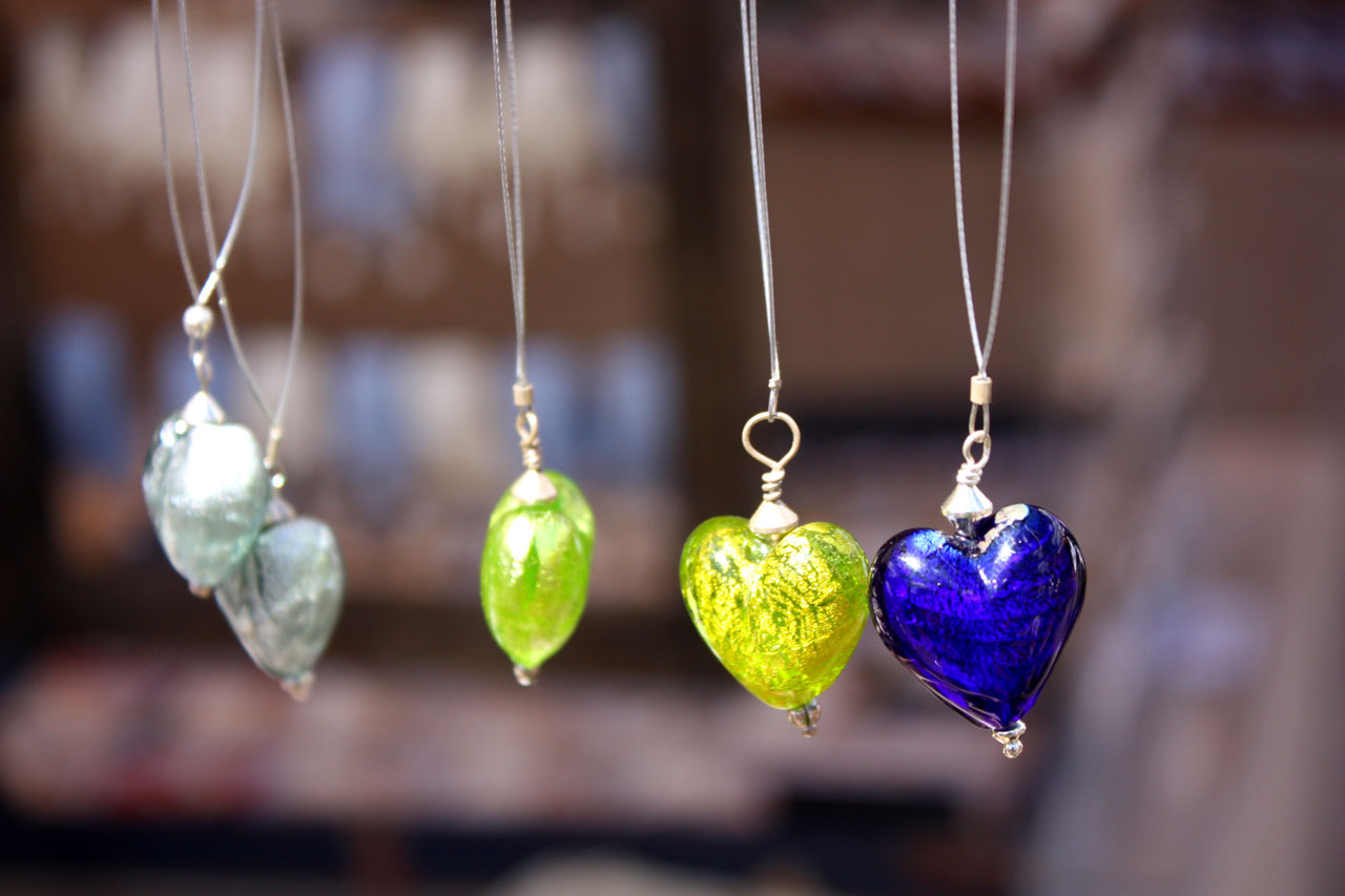 hearts jewellery market free photo