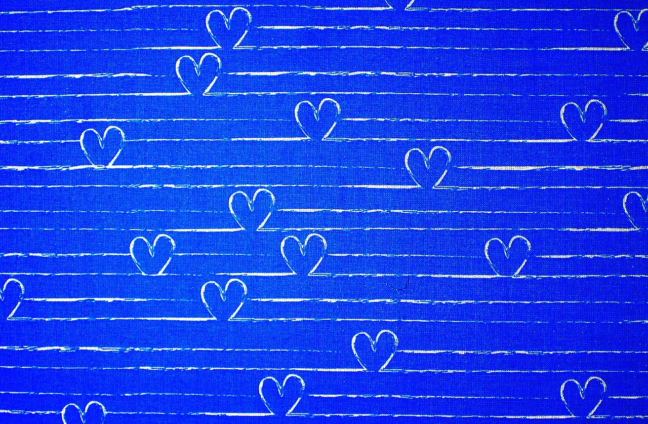 hearts blue background free photo