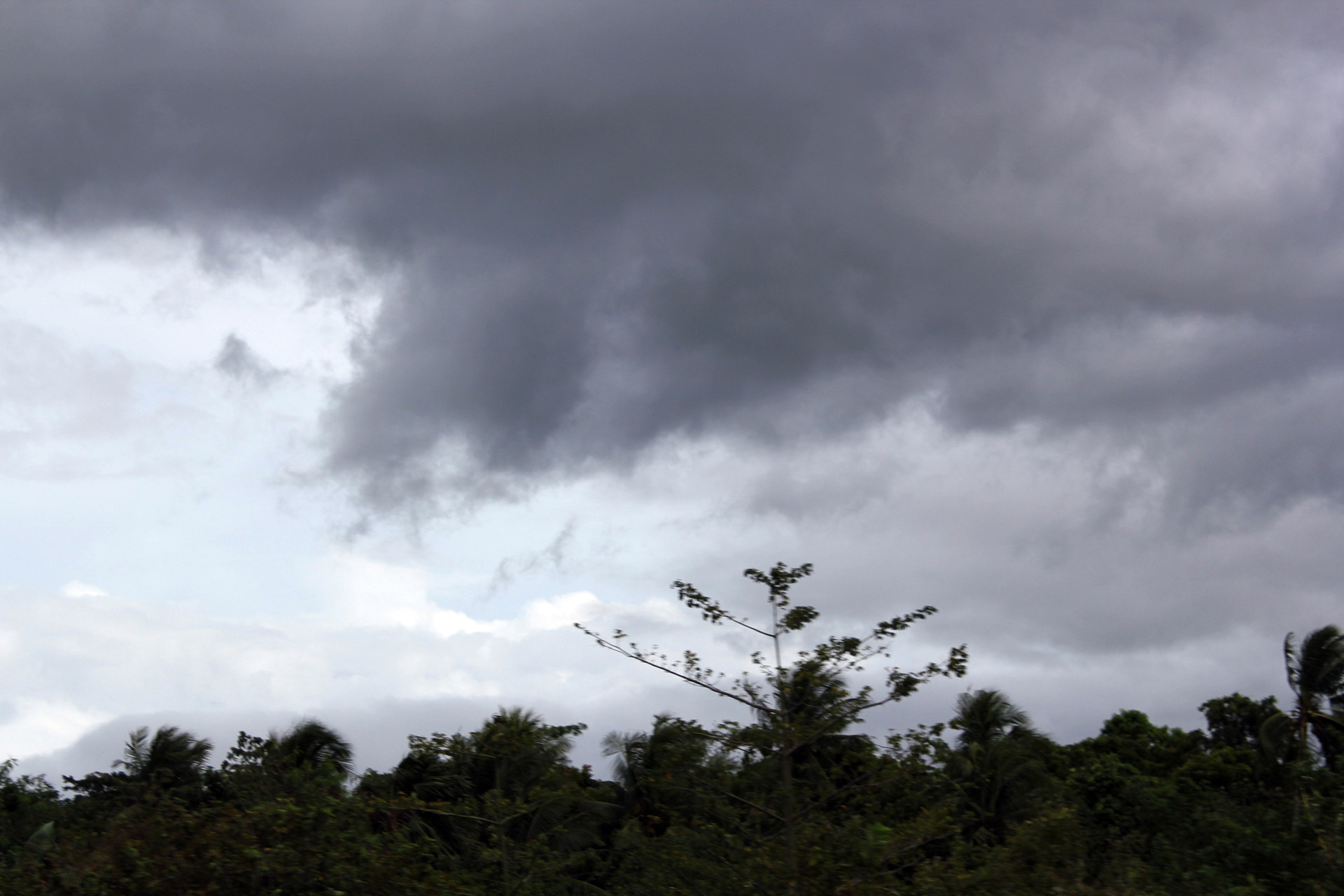 clouds cloudy sky nature free photo