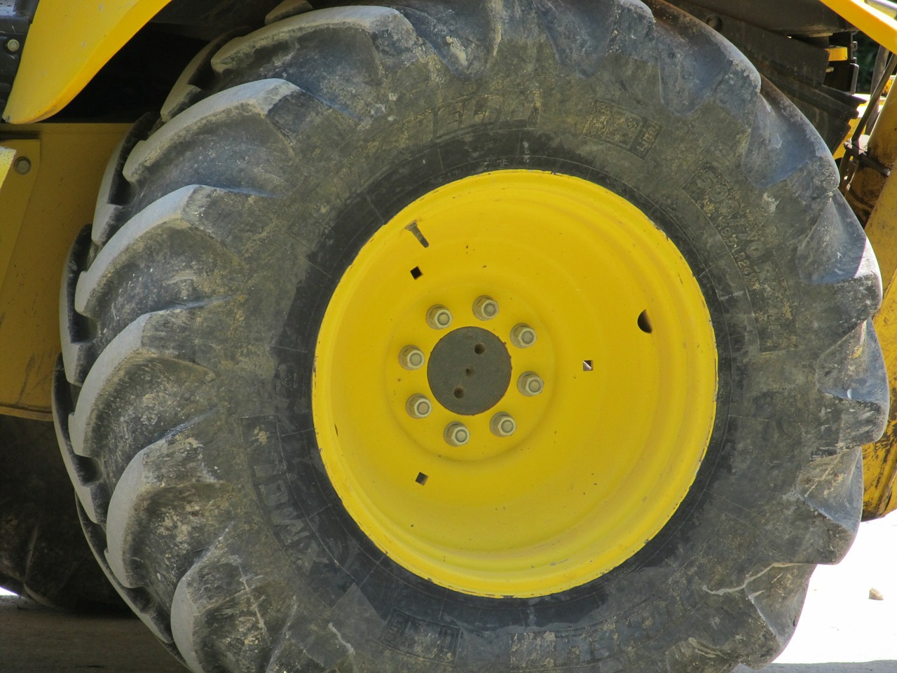 heavy equipment wheel tire machinery free photo