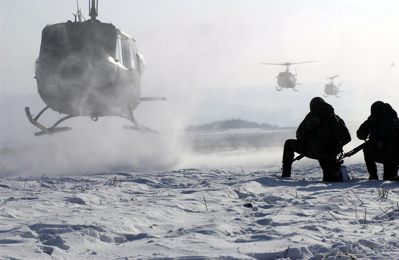 helicopter soldiers military free photo