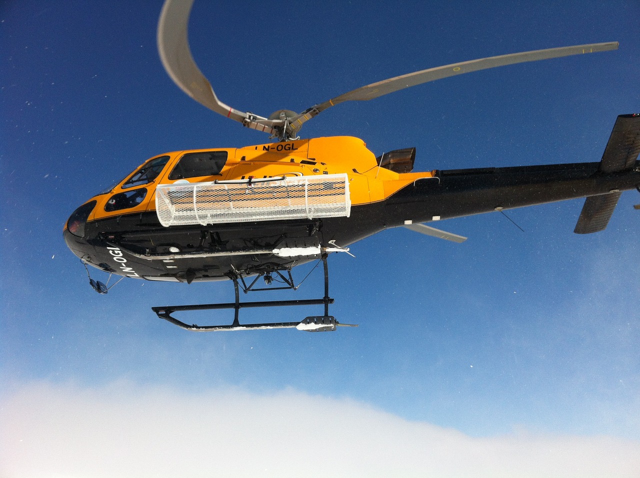 helicopter ski mountain top free photo