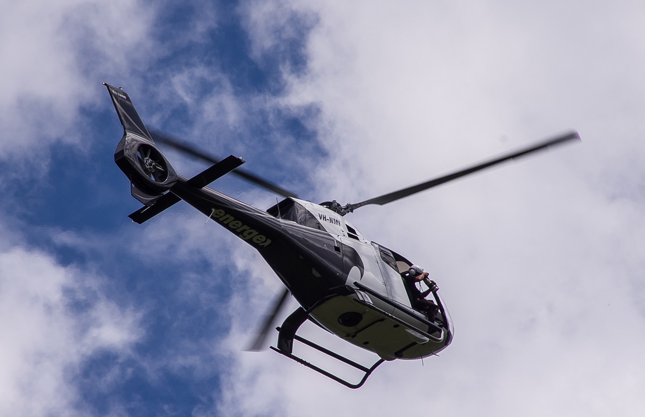 helicopter aircraft flying free photo