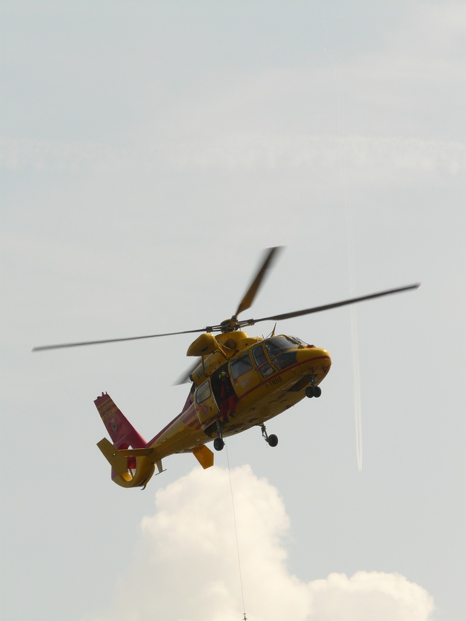 helicopter rescue first aid free photo