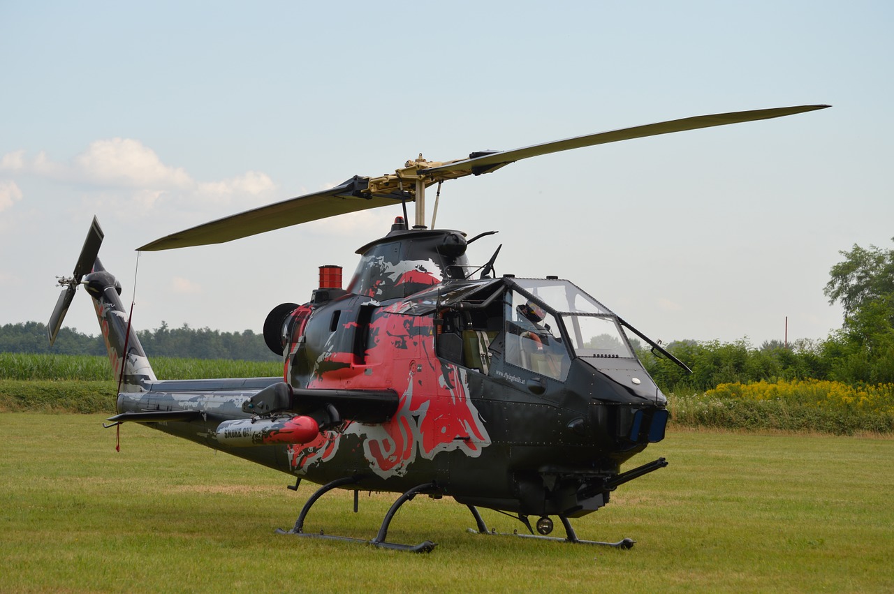 helicopter cobra air free photo