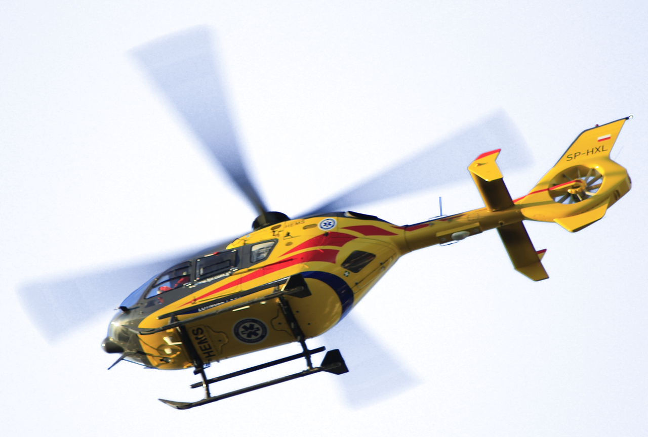 helicopter air air rescue free photo