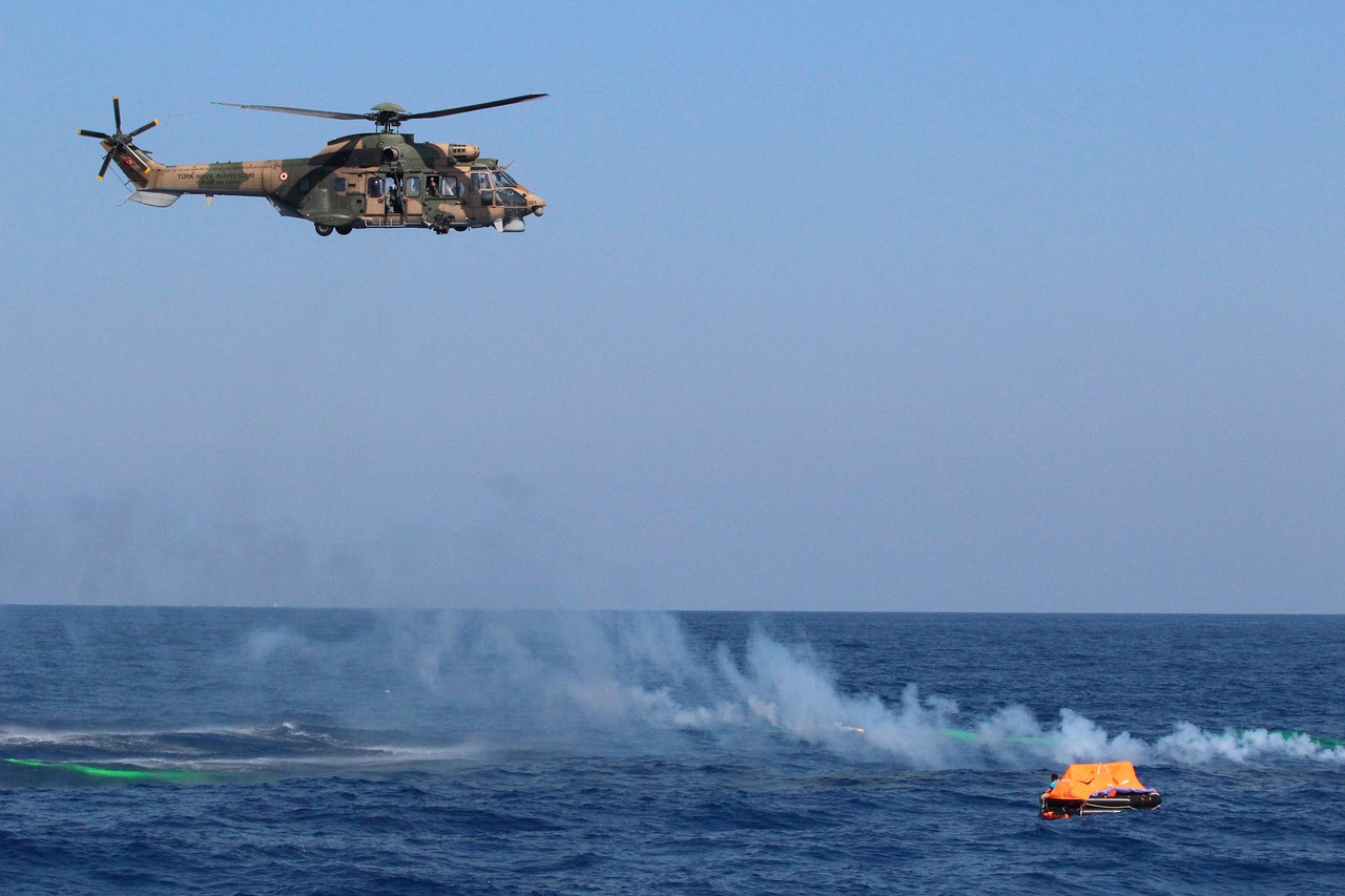 helicopter search recovery free photo