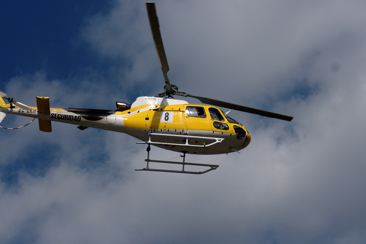 helicopter security flight free photo