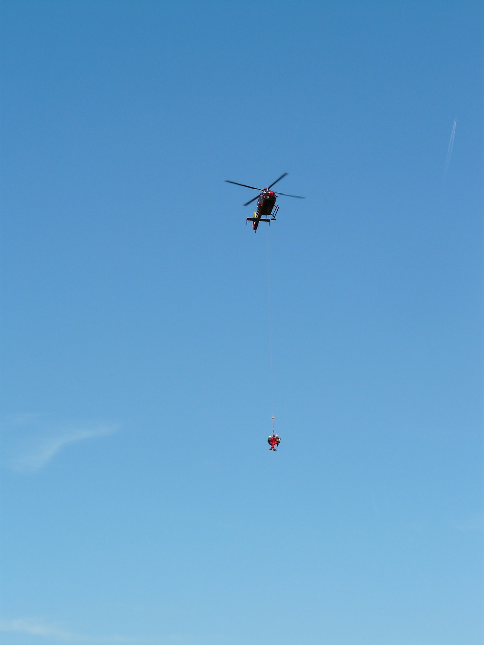 helicopter rescue mountain rescue free photo