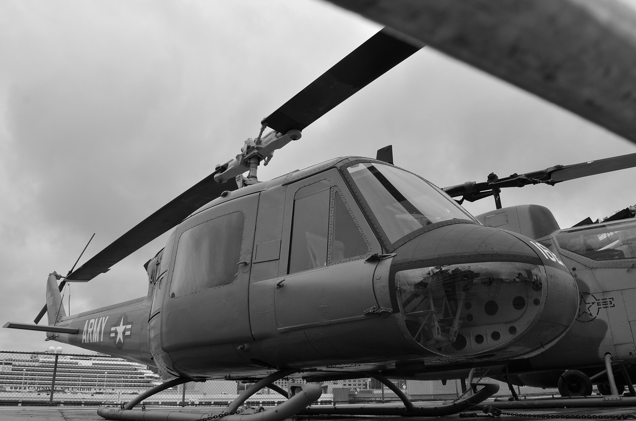 helicopter war gun free photo