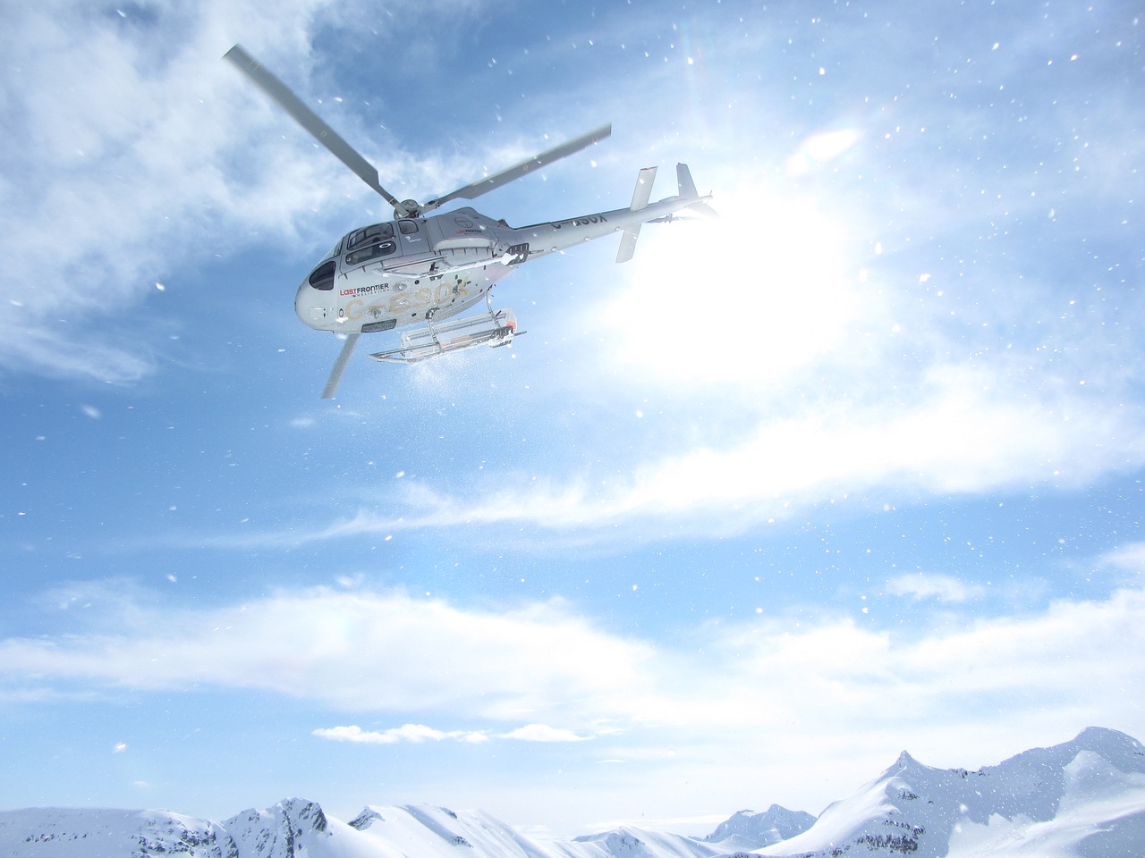 heliskiing heli-skiing canada alaska helicopter free photo