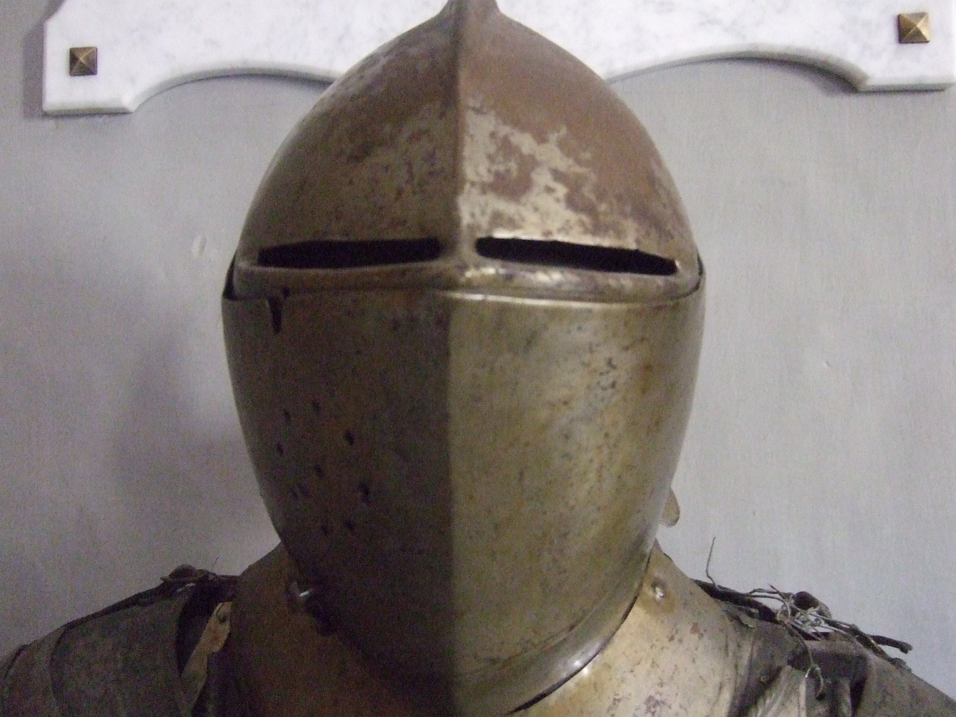 armor knight suit free photo