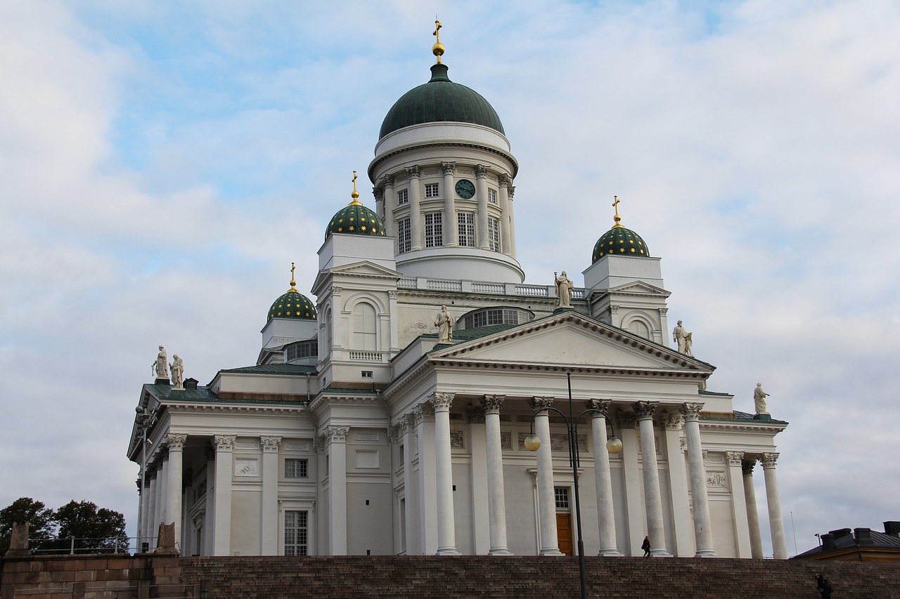 helsinki cathedral cathedral architecture free photo