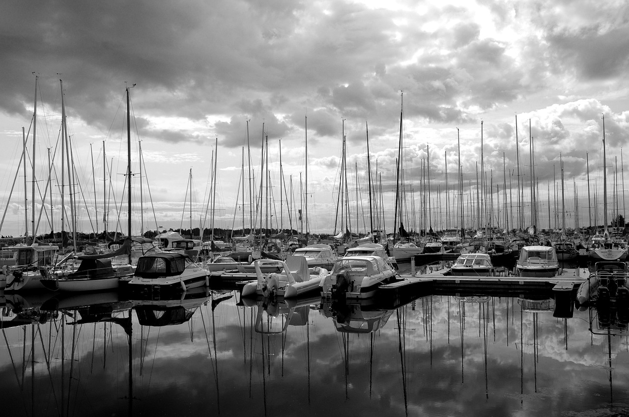 helsinki yacht club marina reflection free photo