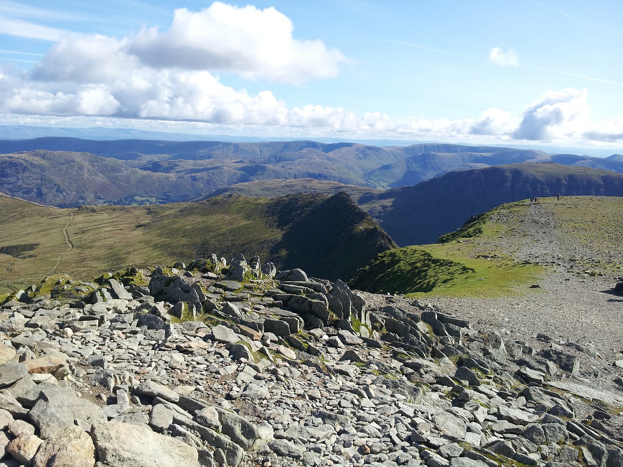 helvelyn summit scenic free photo