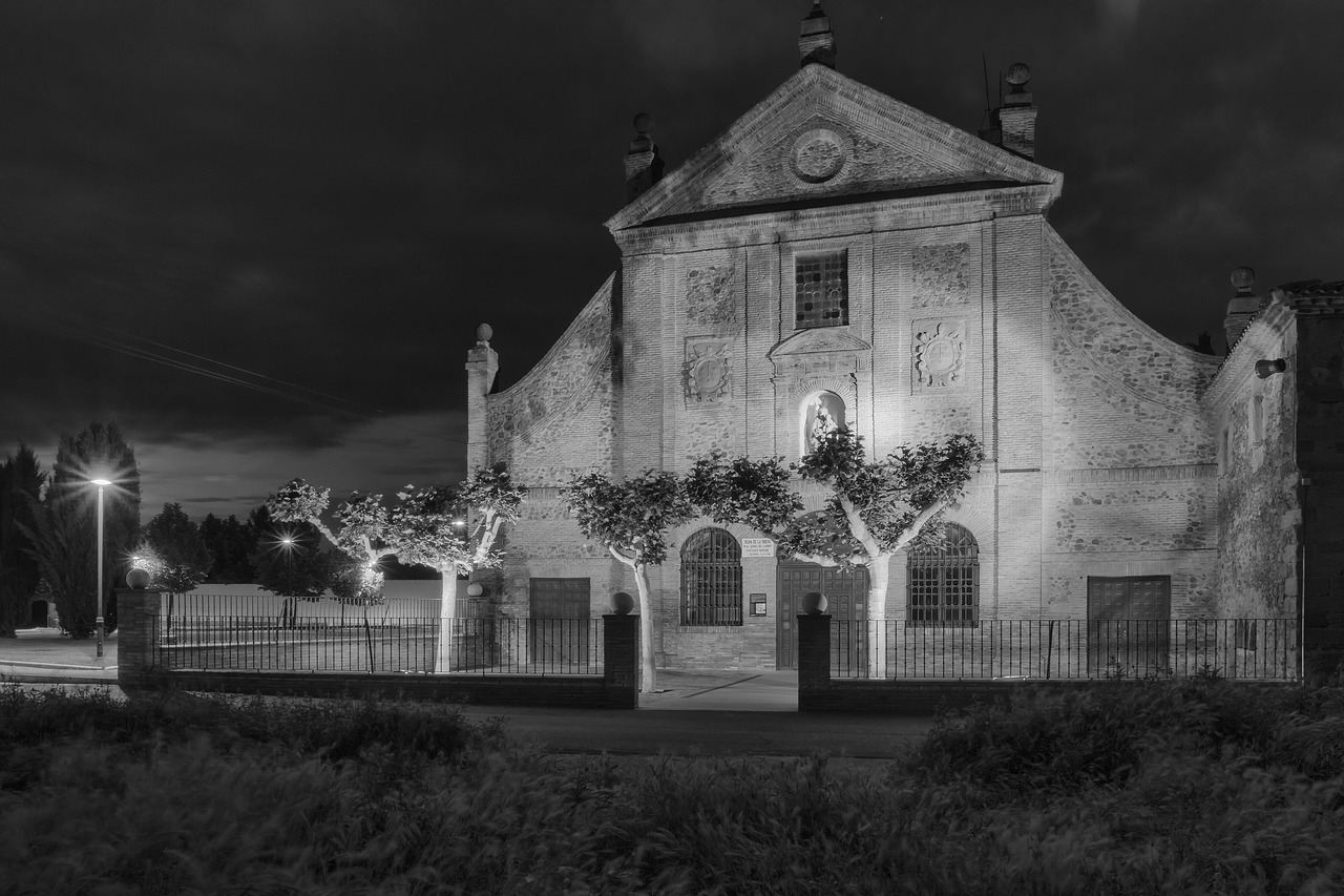 hermitage  calahorra  night free photo