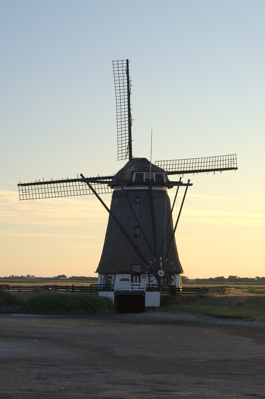 het noorden  windmill  mill free photo