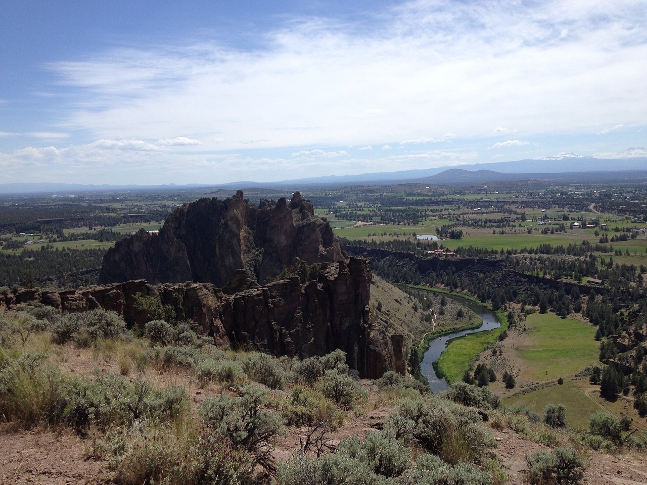 high desert landscape blue free photo