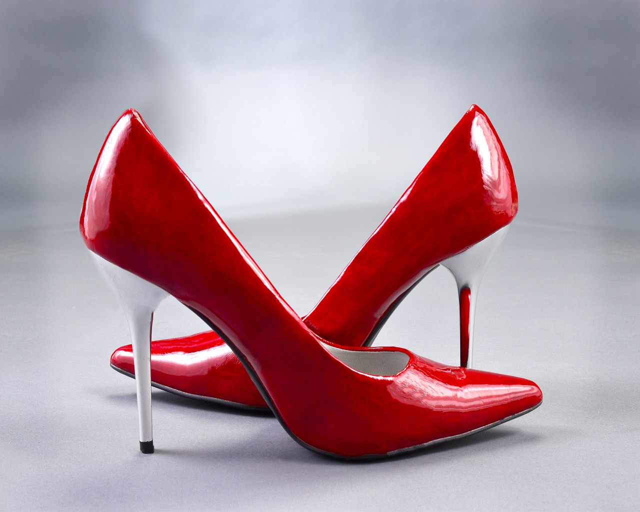 high heels pumps red free photo